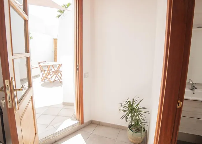 Casa Del Mercado * Haría